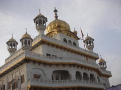 Akal Takhat Golden Temple at night