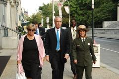 Secretary Dirk Kempthorne and Deputy Superintendent Darla Sidles walk on Chestnut Street in Independence National Historical Park