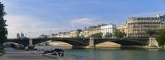 Pont de Sully and Port de la Tournelle with Île Saint-Louis in the background, Paris