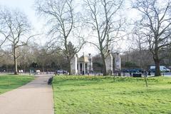 Commonwealth War Memorial, Constitutional Hill view from Green Park