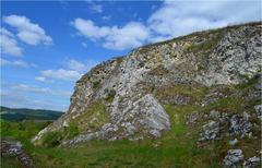 rocky hill with sparse vegetation in Malhostovická pecka nature reserve