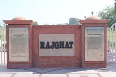 Plaque at the Entrance Gate of Rajghat, Delhi