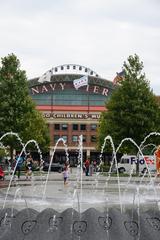 Navy Pier entrance and fountain, Chicago