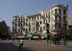 Cairo building at Midan Tallat Harb in black and white