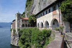 Leggiuno Eremo di Santa Caterina del Sasso