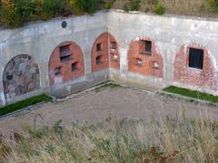 Garderhøj Fort saillantkaponiere with front diamond moat