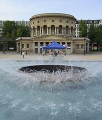 Fontaine du Bassin de la Villette in Paris