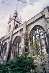 Church of St Dunstan in the East with surrounding greenery