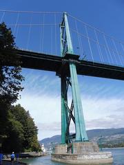 Lions Gate Bridge in Vancouver