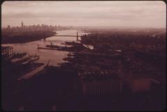 Lower Manhattan skyline viewed from Brooklyn with Williamsburg Bridge crossing the East River