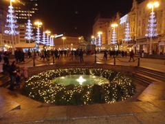 Ban Josip Jelačić Square during Advent in Zagreb 2016, Manduševac Fountain