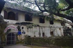 Dutch Palace front entry with Pazhayannur Temple board