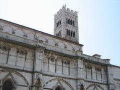 Duomo de Lucca side view