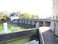 Einlaufbauwerk des Mittlere-Isar-Kanals am Stauwehr Oberföhring