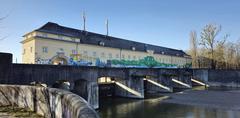 Stauwehr Oberföhring dam on the Isar River in Munich