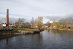 Suomenlinna at noon