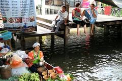 Floating market in Taling Chan District, Bangkok