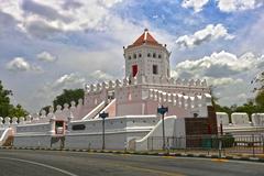 Phra Sumen Fort in Bangkok during daytime