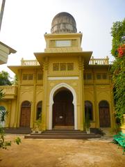 Masjid Ton Son monument in Bangkok, Thailand