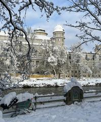 Deutsches Museum and Volksbad in snow