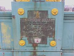 plaque on the West side of Southwark Bridge in London