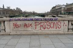 Graffiti on Pont au Change in Paris