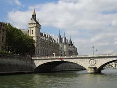 exterior view of the Conciergerie in Paris