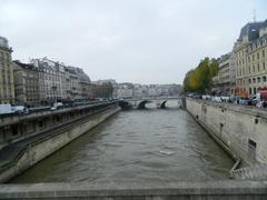 Quai and Pont Saint-Michel with Quai du Marché-Neuf, Paris, France