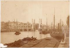 April celebrations 1887 for King Willem III's 70th birthday, decorated Magere Brug, view from Nieuwe Prinsengracht