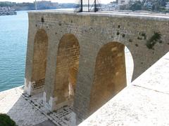 Piazzale Eroi di tutte le guerre in Brindisi, Italy