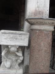 Statue of Pietro da Salò, known as Gobbo di Rialto, in Campo San Giacometto, Venice