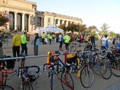 Trailnet bike event at Missouri History Museum on National Bike to Work Day