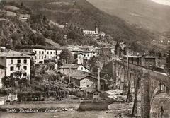 Lenna rail bridge with a train