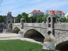 Wittelsbacherbrücke with Jugendstil railing in Munich