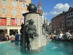 Fischbrunnen fountain in Munich