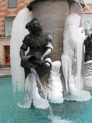 Fischbrunnen in winter at Marienplatz, Munich