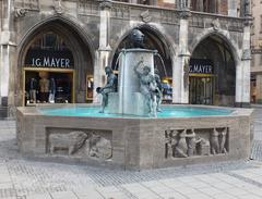 Fischbrunnen fountain at Marienplatz in Munich