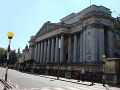 main entrance of Fitzwilliam Museum facing Trumpington Street