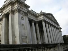 Fitzwilliam Museum exterior in Cambridge