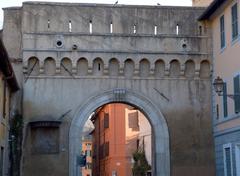 Porta Settimiana outside view