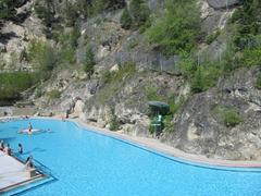 Radium Hot Springs thermal pool in 40-degree weather