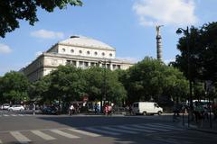 Place du Châtelet and Théâtre de la Ville in Paris