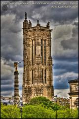 Fontaine du Palmier and Tour Saint-Jacques in Paris