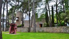 Fondation Maeght building exterior