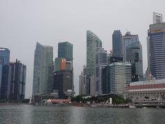 Kawasan Singapore River Cruise with boats and modern buildings