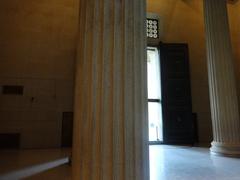 Nashville Parthenon interior column