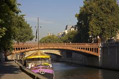 Pont au Double in Paris