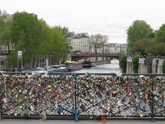 Love padlocks on Pont de l'Archevêché in Paris