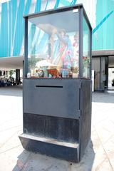 Virgin Mary statue with a harp in Plaza Garibaldi