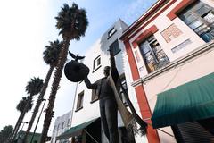 Monument to Tomás Méndez in Plaza Garibaldi